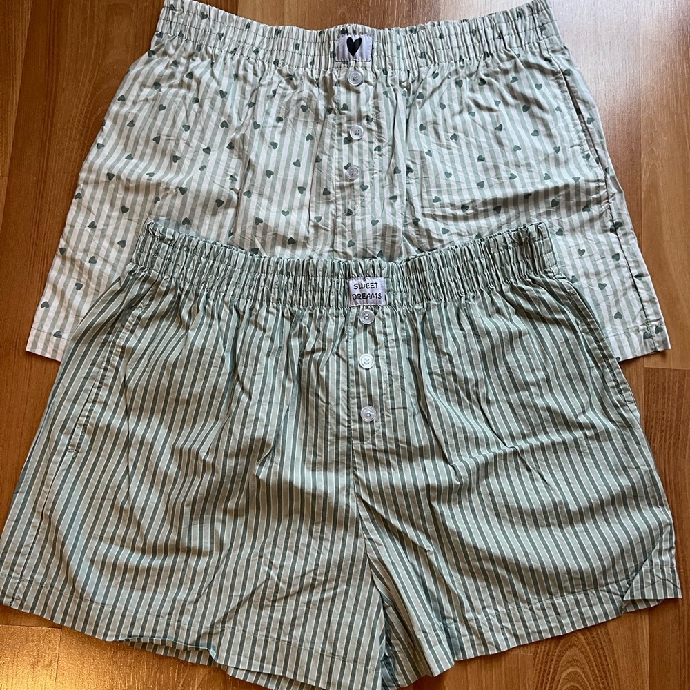 Women‘s Striped and Patterned Boxers Set